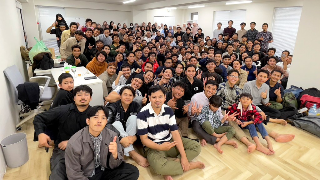 Menemukan makna uang: wawancara santai bersama Ir.H. Wildy Istimror dalam seminar Financial&nbsp;Management